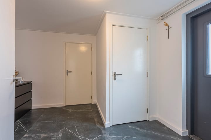 Foto 10 van Dr. Poelsplein 8