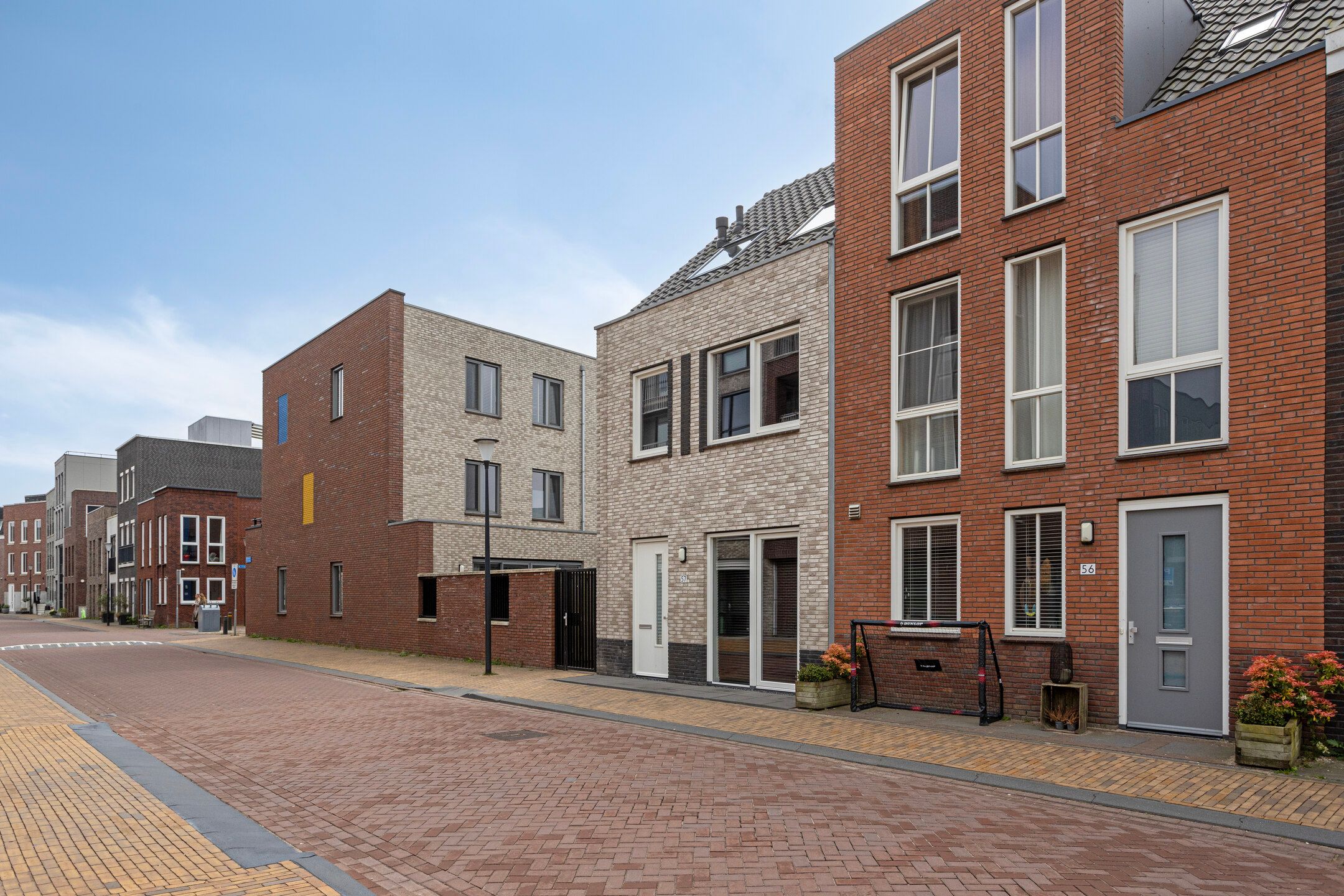 Photo 6 of Voorbuurt 57