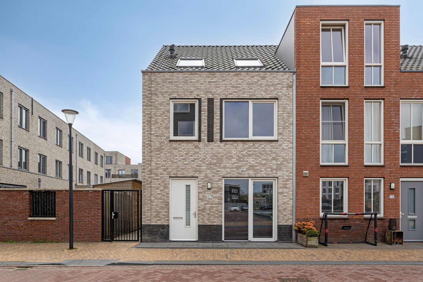 Photo 5 of Voorbuurt 57