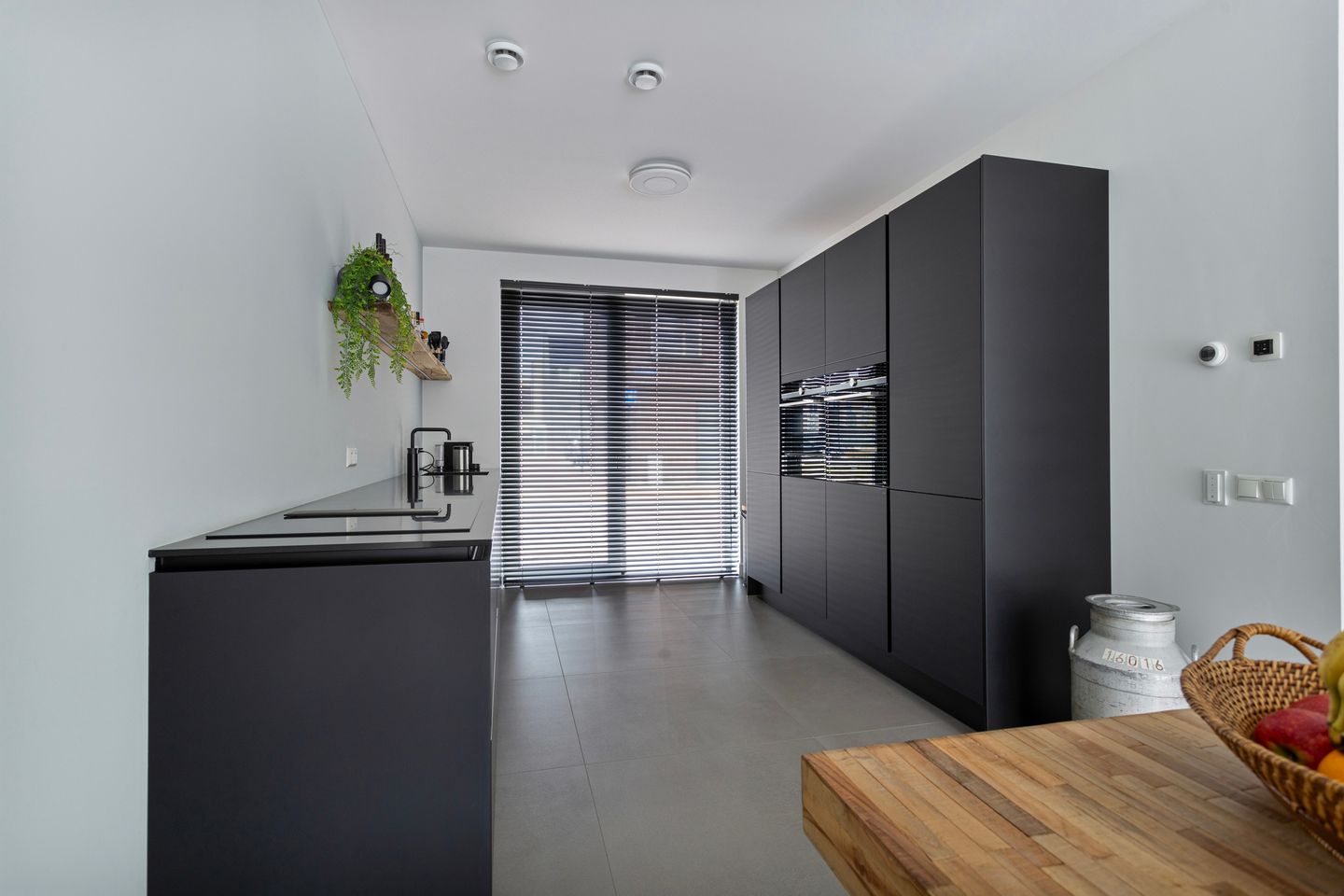 Photo 14 of Voorbuurt 57