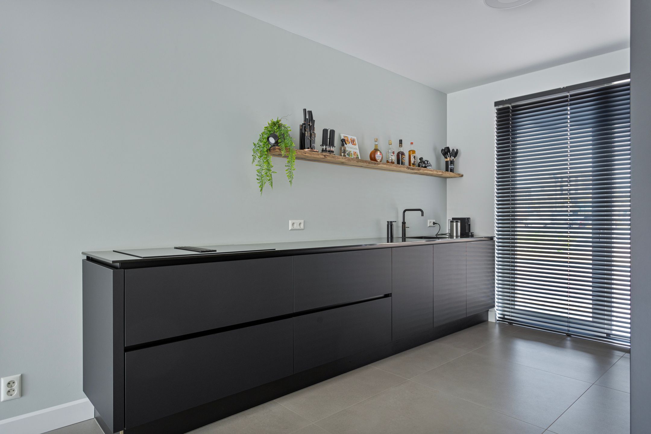 Photo 15 of Voorbuurt 57