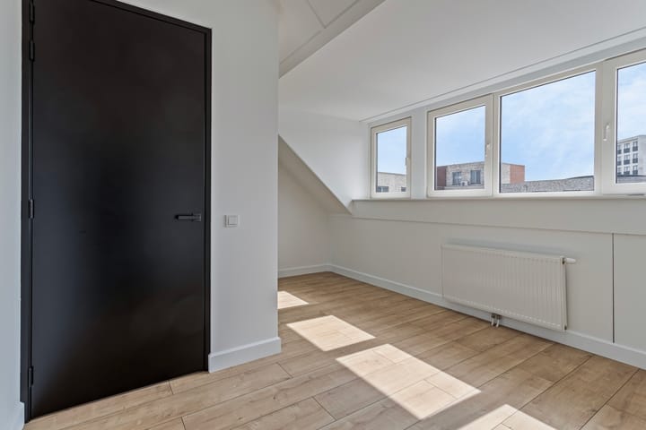 Foto 36 van Voorbuurt 57