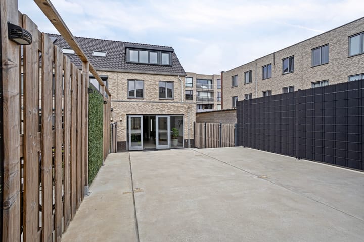 Foto 42 van Voorbuurt 57