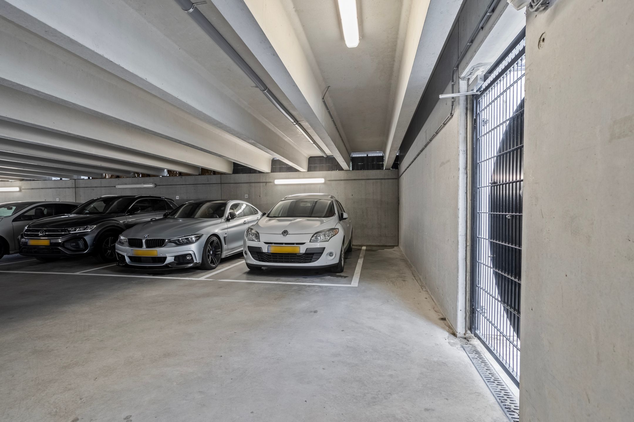 Photo 45 of Voorbuurt 57