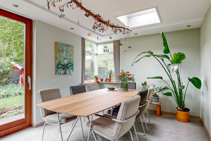 Foto 32 van Weegbree 72