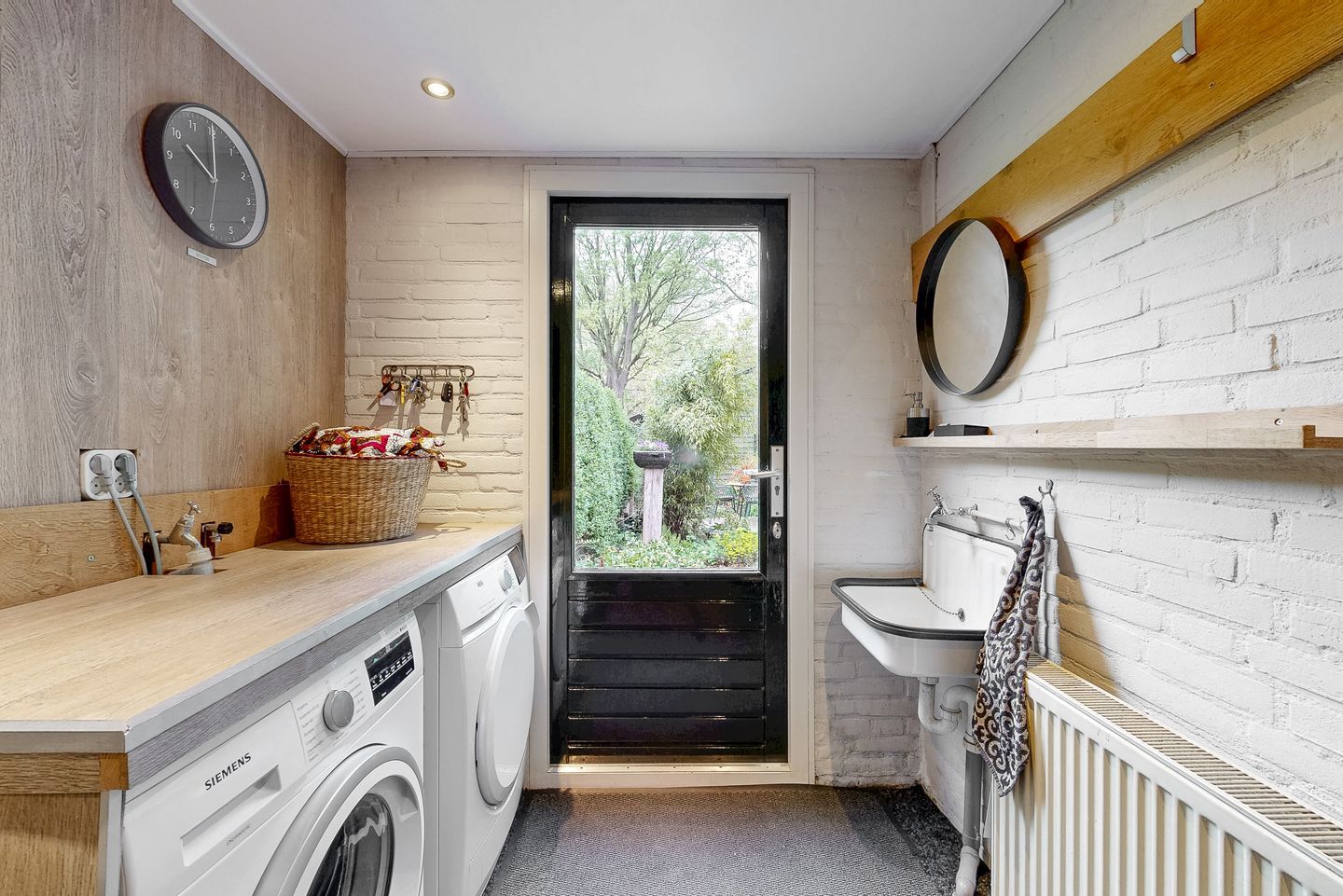 Photo 35 of Weegbree 72