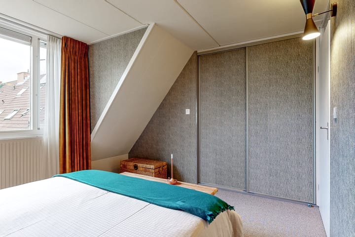 Foto 39 van Weegbree 72