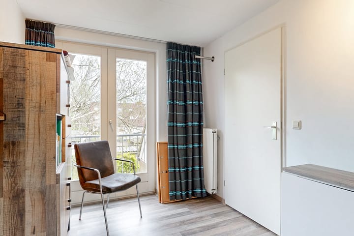 Foto 42 van Weegbree 72