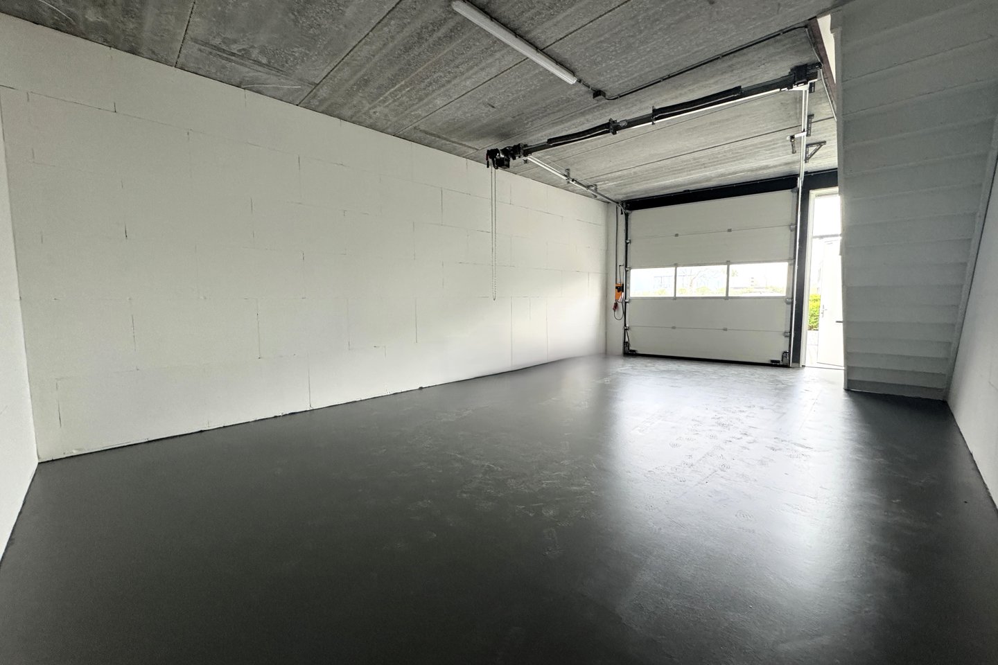 View photo 2 of Edvard Munchweg 22-E