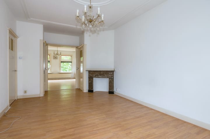 Photo 11 of Loosduinsekade 242