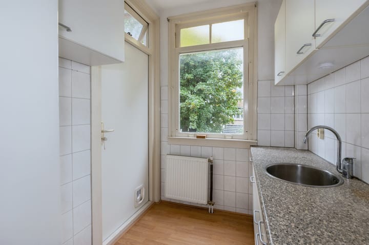 Photo 21 of Loosduinsekade 242