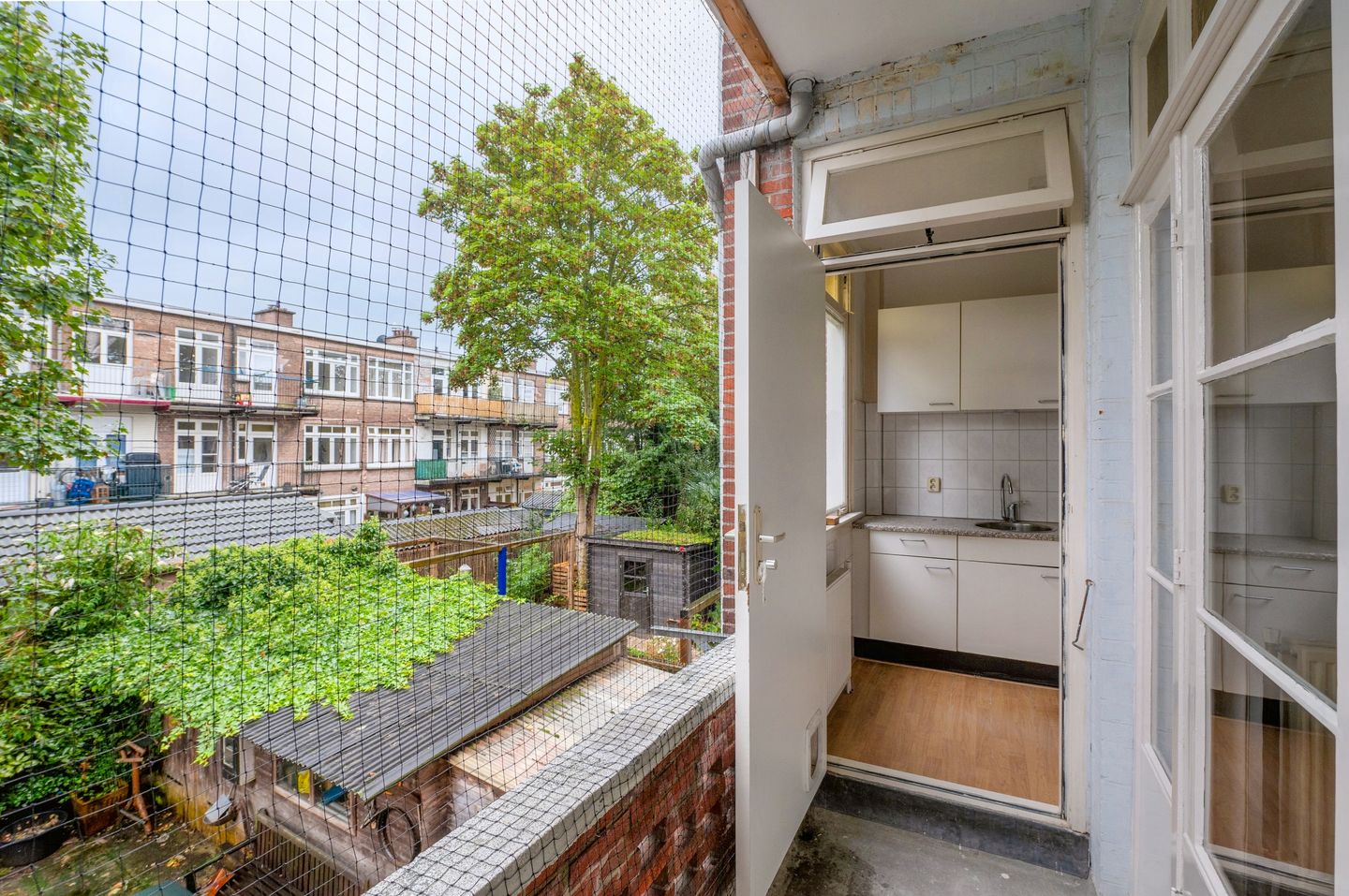 Foto 25 van Loosduinsekade 242