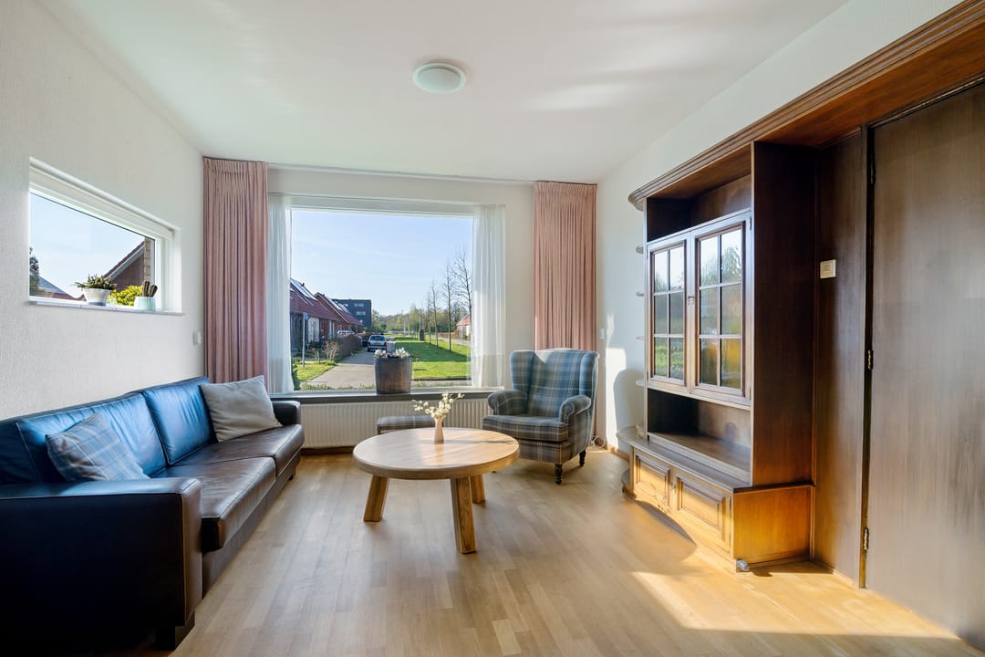 Photo 8 of Burgemeester De Vriesstraat 11