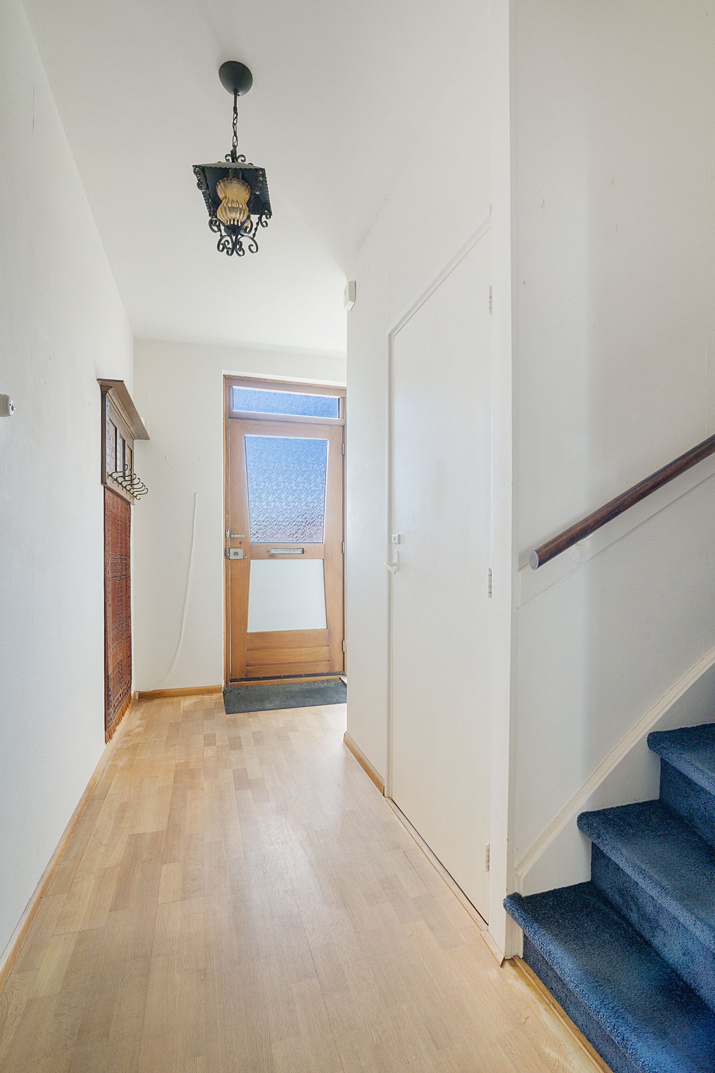 Photo 15 of Burgemeester De Vriesstraat 11