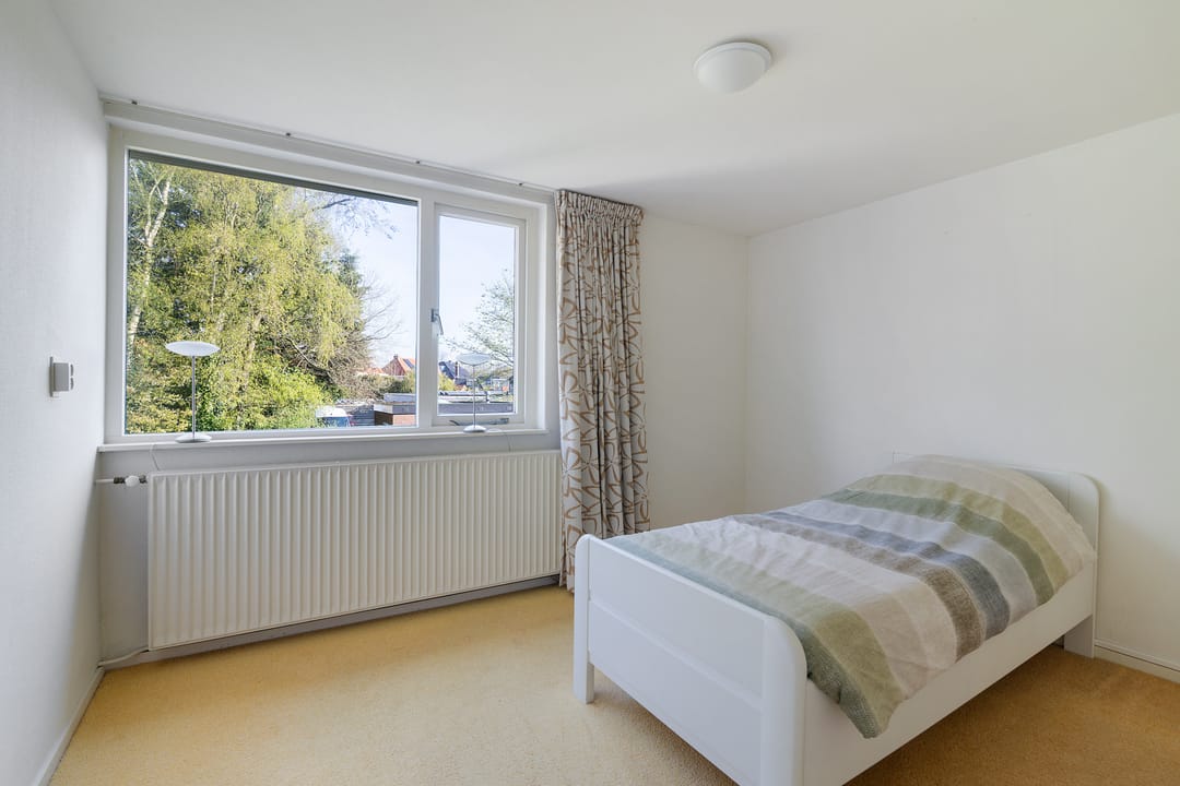 Photo 17 of Burgemeester De Vriesstraat 11