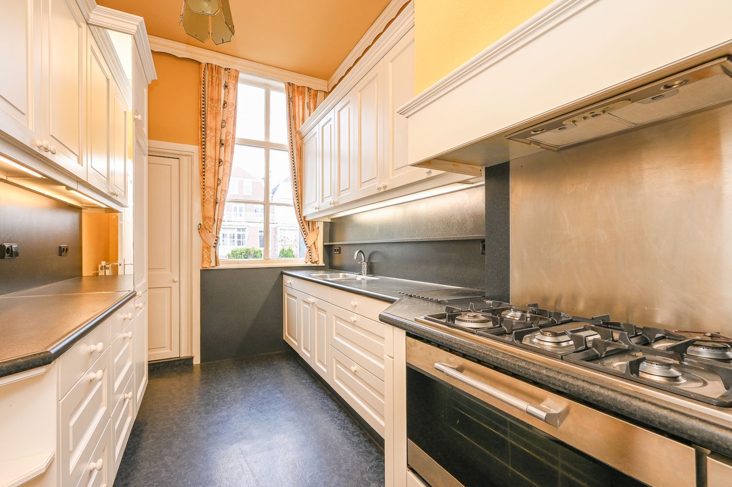 Foto 19 van Atjehstraat 88