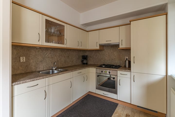 Foto 3 van Dokter van Loonweg 1-A