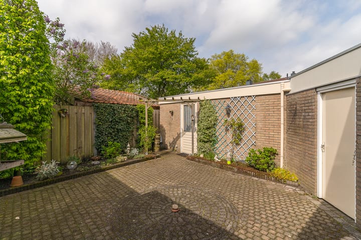 Foto 4 van Dokter van Loonweg 1-A