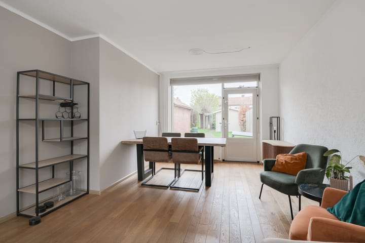 Foto 10 van Meidoornstraat 30