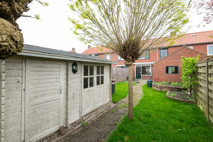 Foto 35 van Meidoornstraat 30