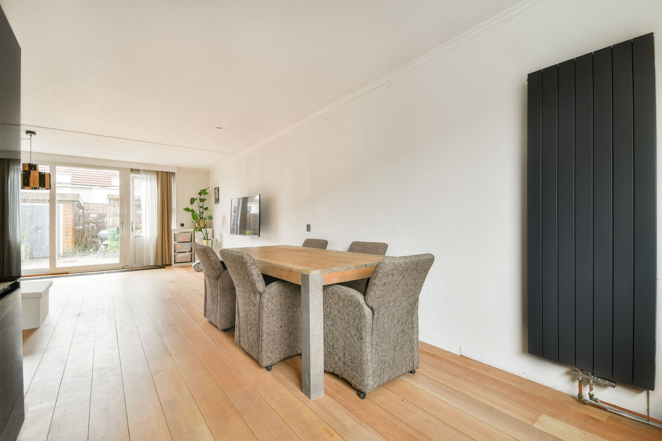 Photo 6 of Haarspitstraat 21