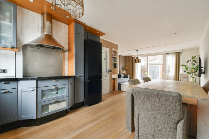 Foto 7 van Haarspitstraat 21