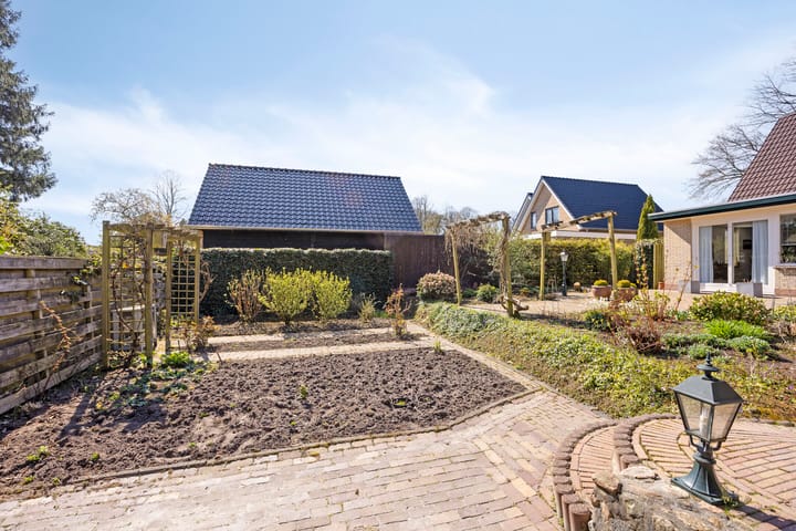 Foto 38 van Oude Groningerweg 6