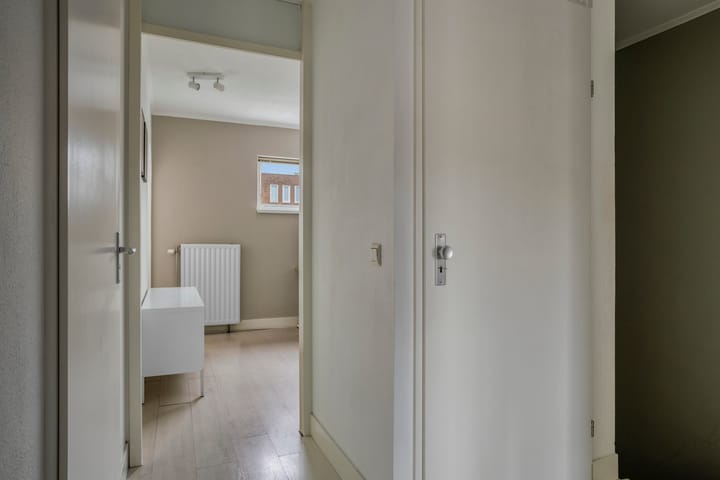 Foto 20 van Lisdodde 16