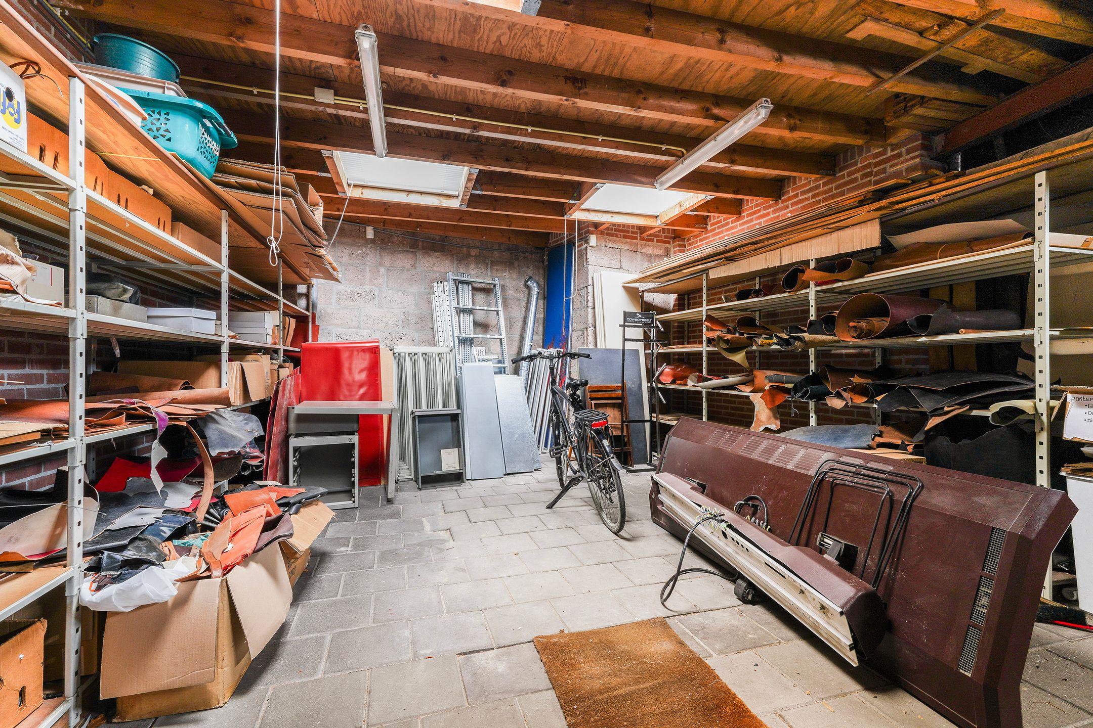 Photo 12 of Molenstraat 128