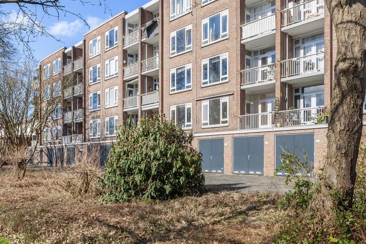 Photo 28 of Treublaan 5-1