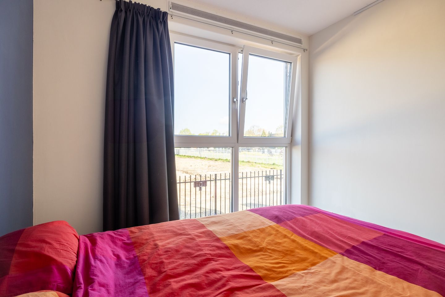 Photo 19 of Europaplein 1054