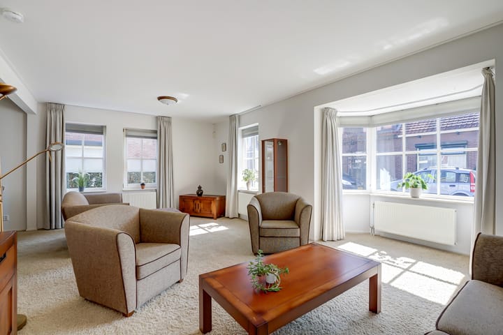 Foto 2 van Burgemeester Vonklaan 1-B