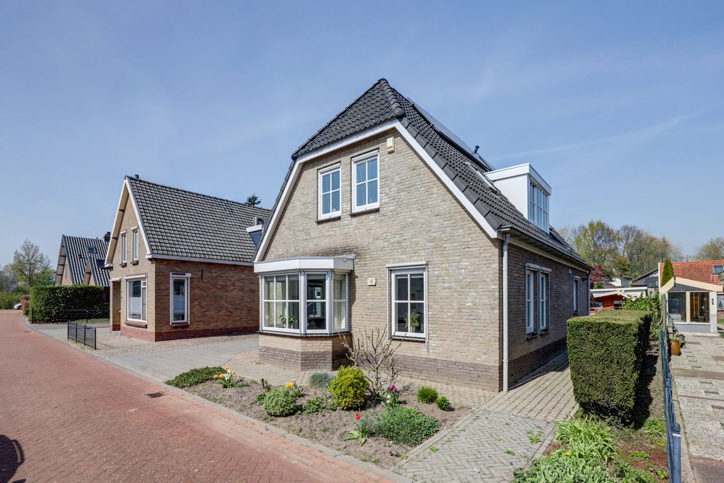 Foto 5 van Burgemeester Vonklaan 1-B