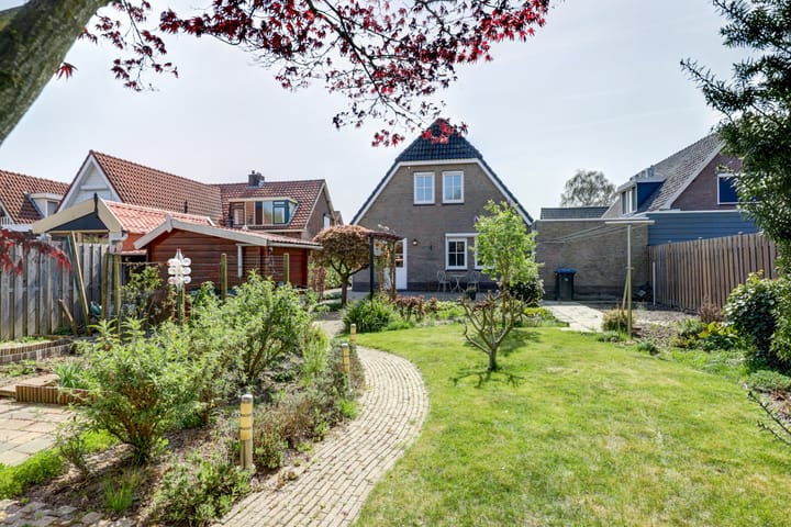 Foto 35 van Burgemeester Vonklaan 1-B