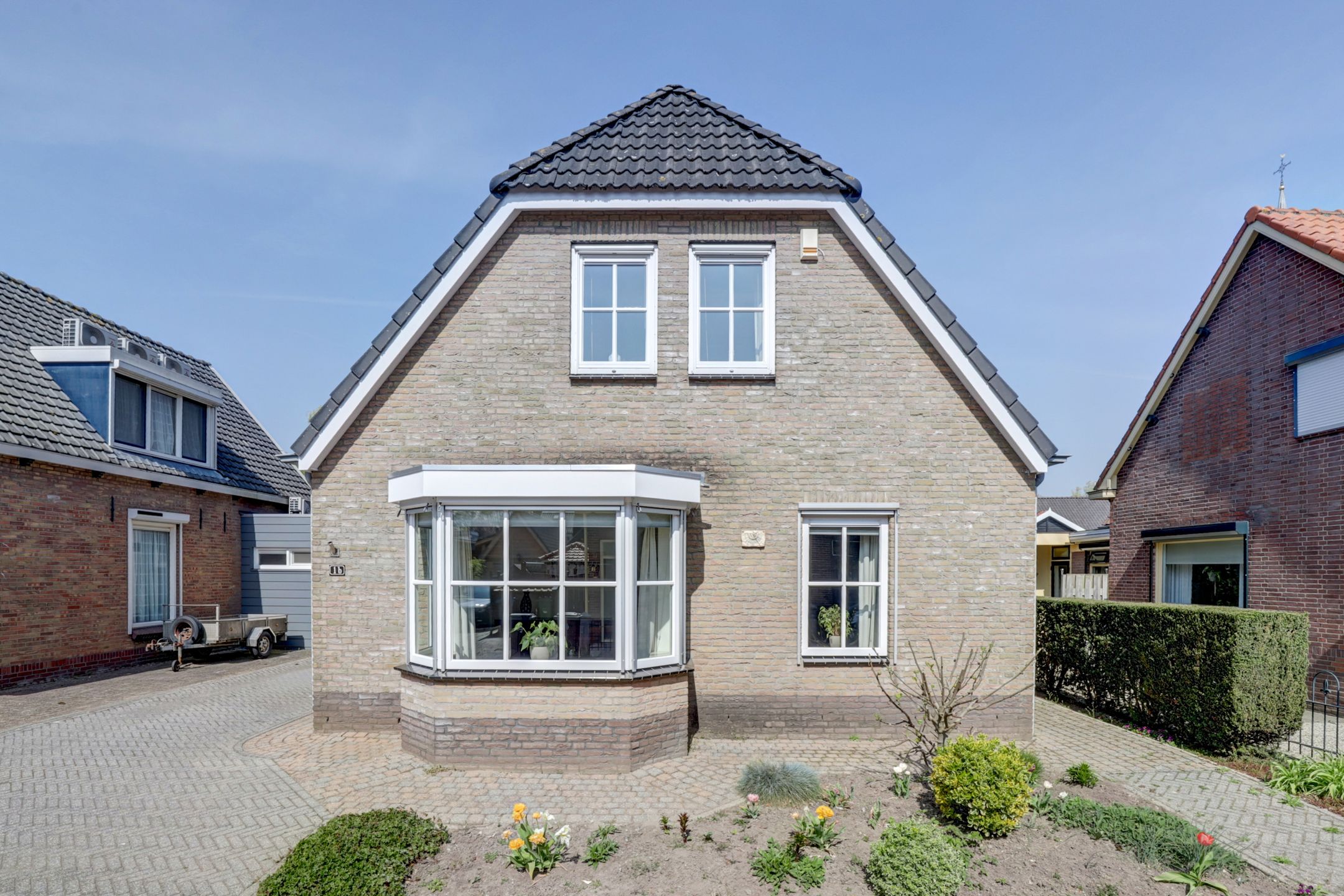 Foto 39 van Burgemeester Vonklaan 1-B