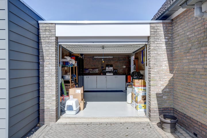 Foto 42 van Burgemeester Vonklaan 1-B