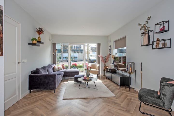 Foto 2 van Klaproos 6