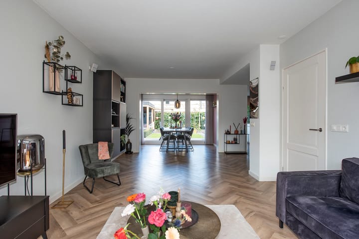 Foto 8 van Klaproos 6