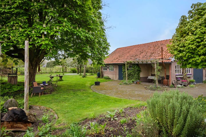 Foto 39 van Milhezerweg 65