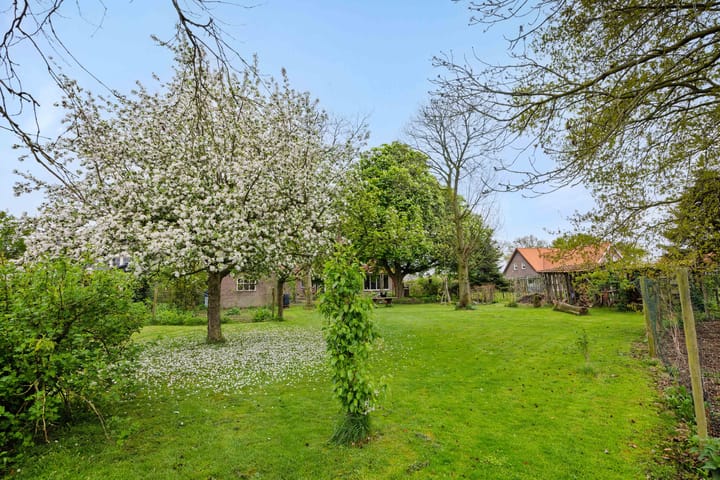 Foto 45 van Milhezerweg 65