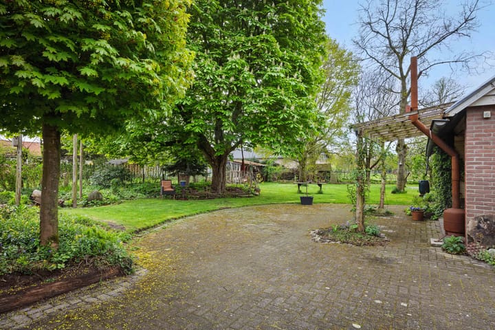 Foto 44 van Milhezerweg 65