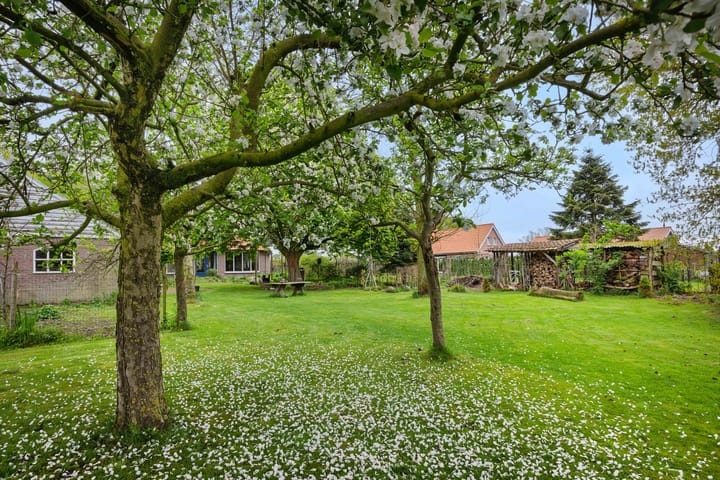 Foto 46 van Milhezerweg 65