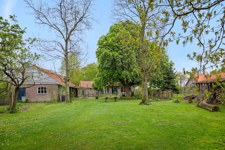 Foto 47 van Milhezerweg 65