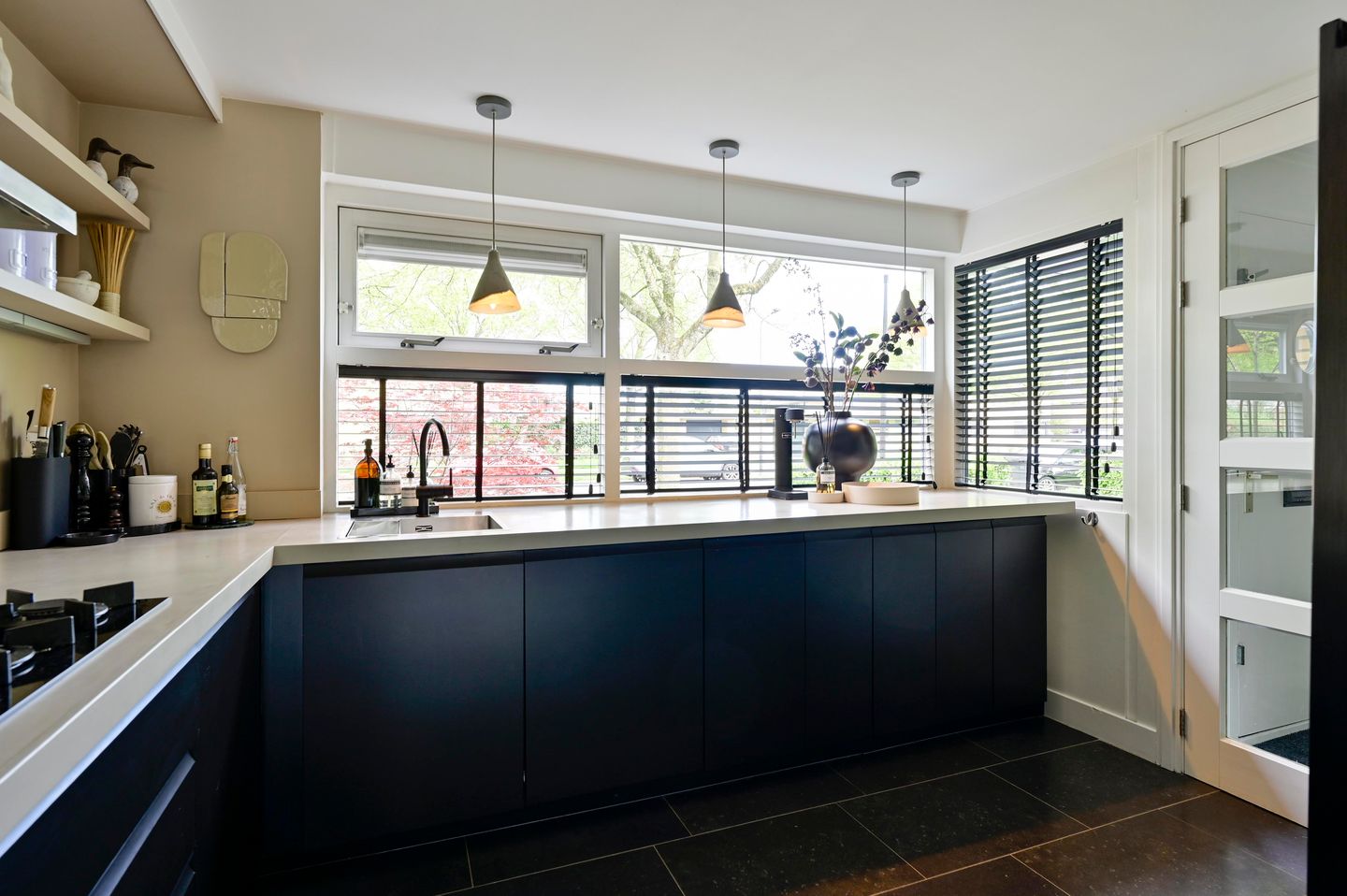 Foto 10 van Veenman 14