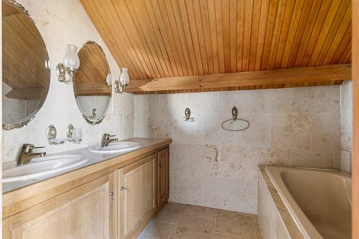 Photo 32 of Caeciliahof 8