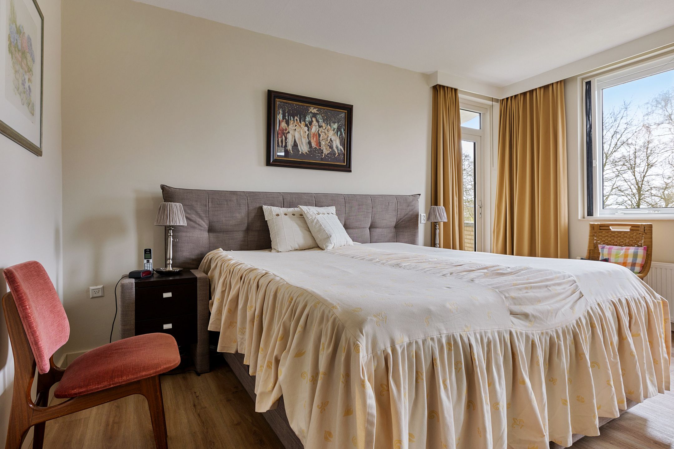 Foto 24 van Stationsplein 4-E