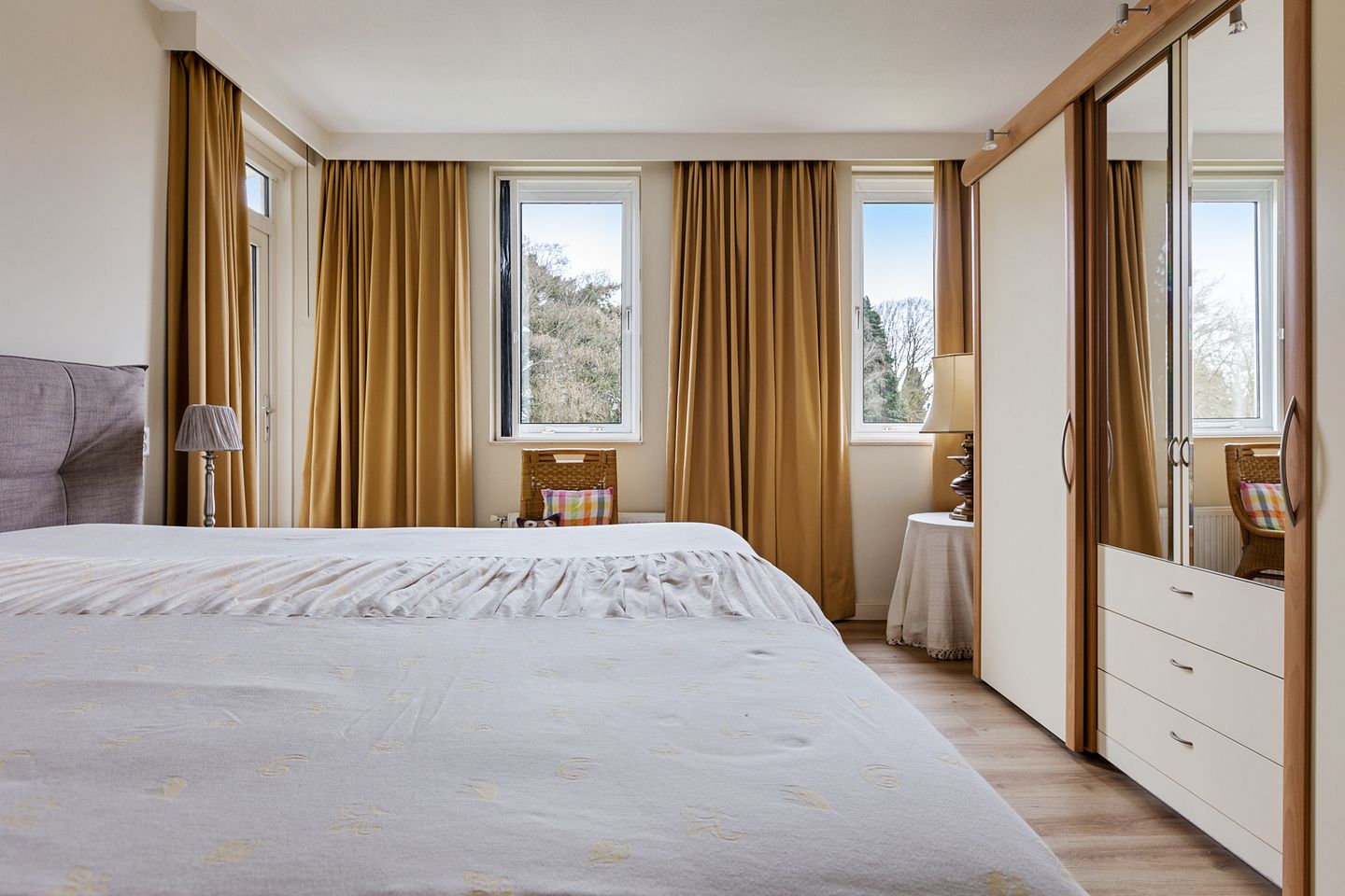 Foto 25 van Stationsplein 4-E