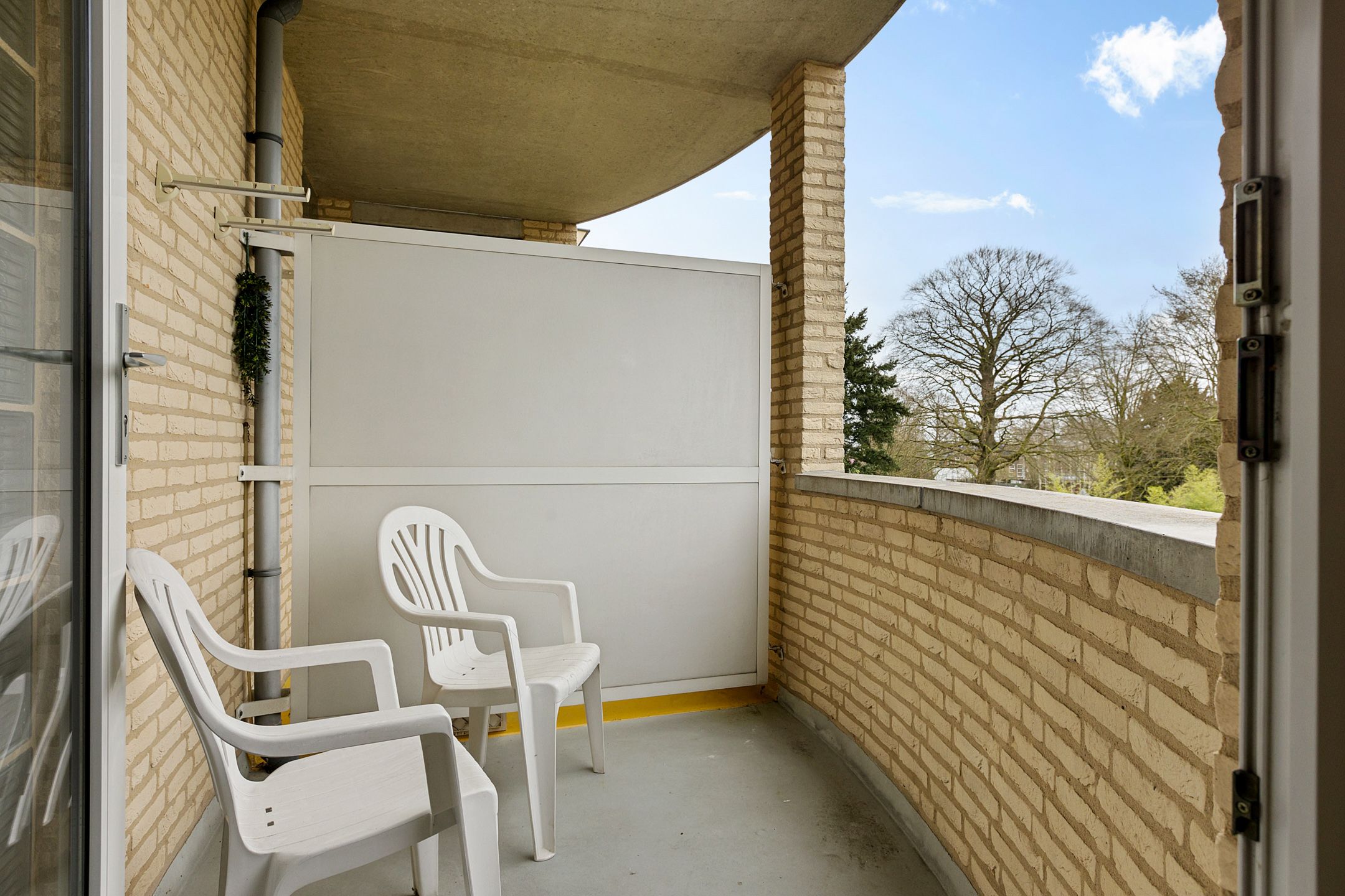 Foto 27 van Stationsplein 4-E