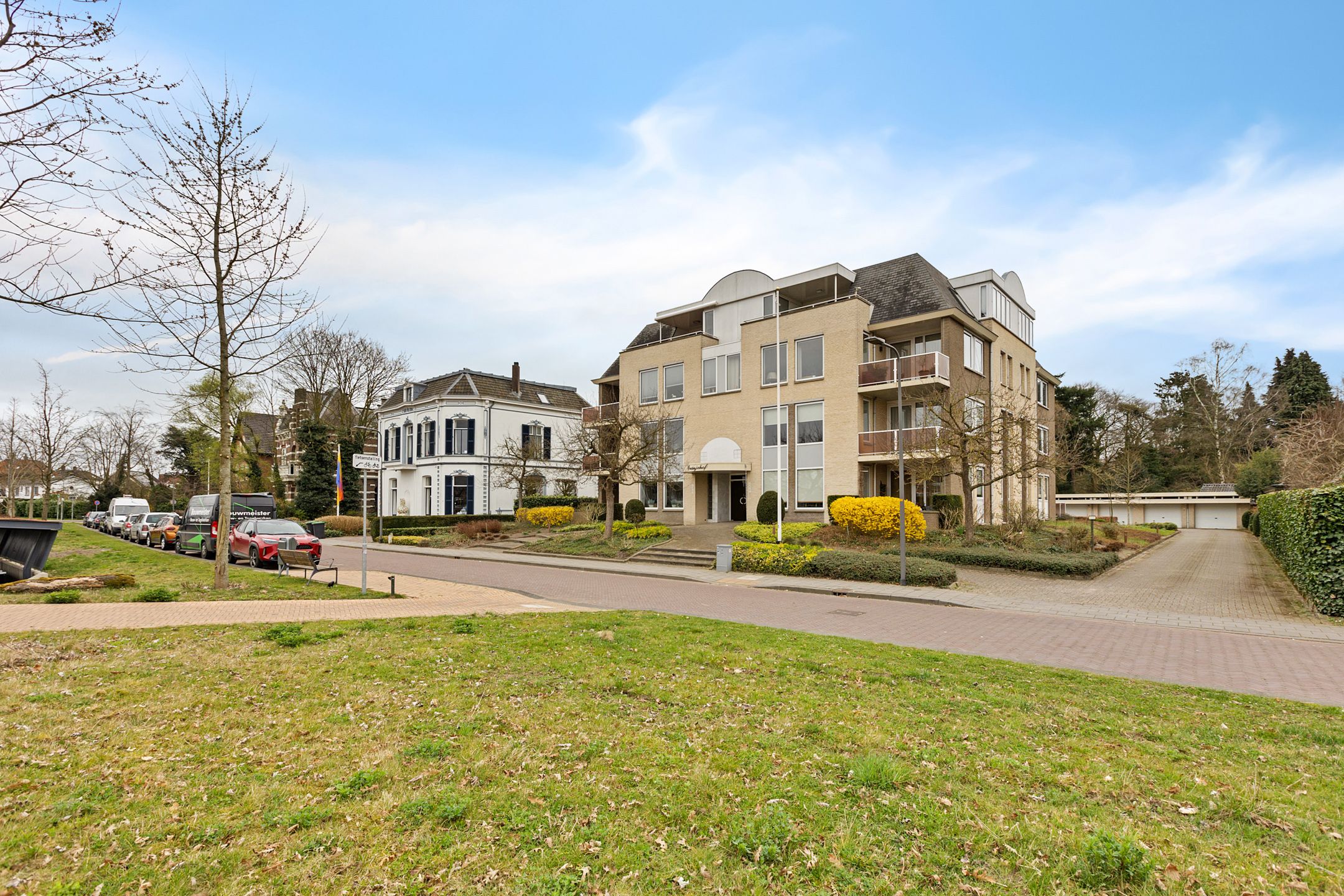 Foto 42 van Stationsplein 4-E