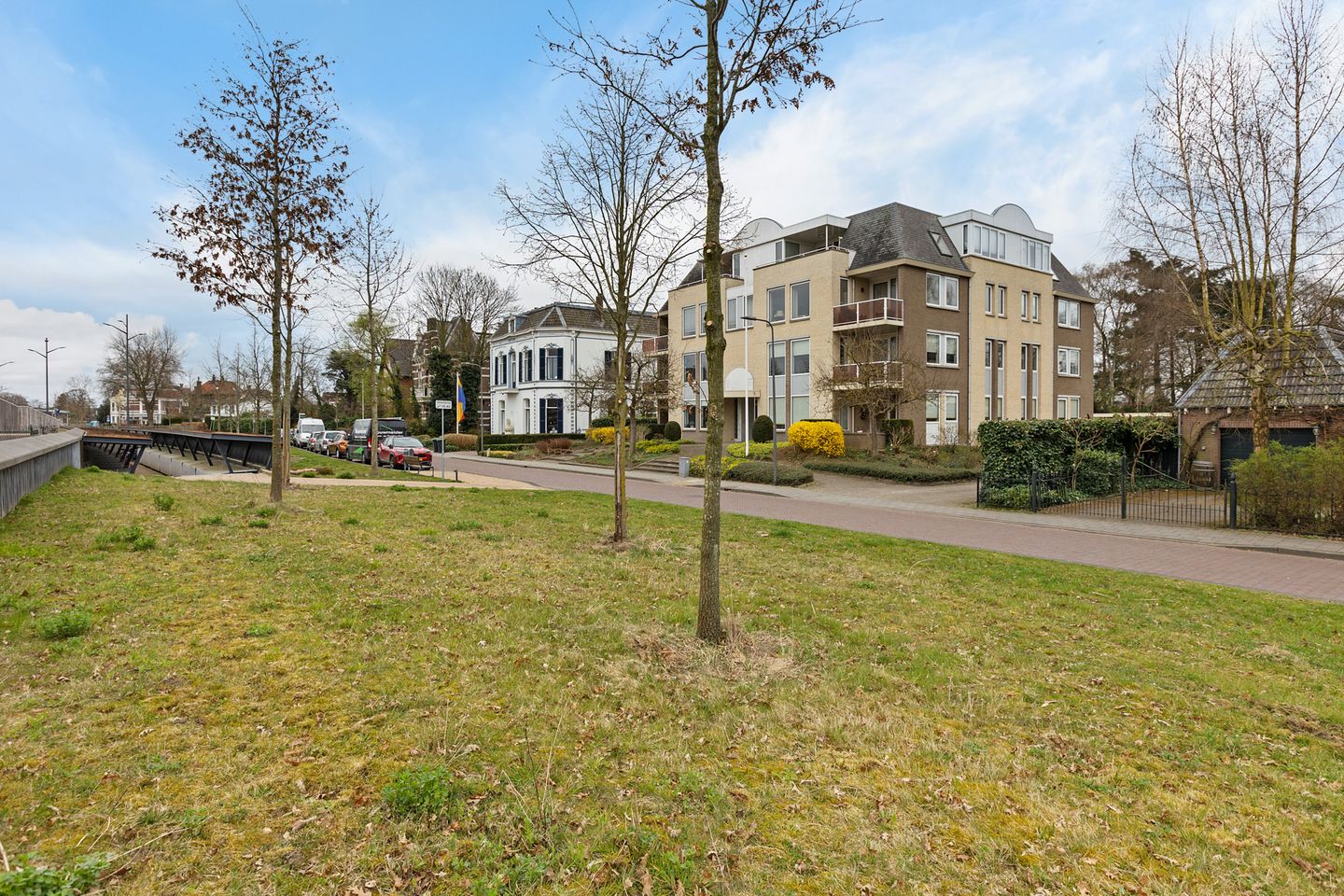 Foto 44 van Stationsplein 4-E